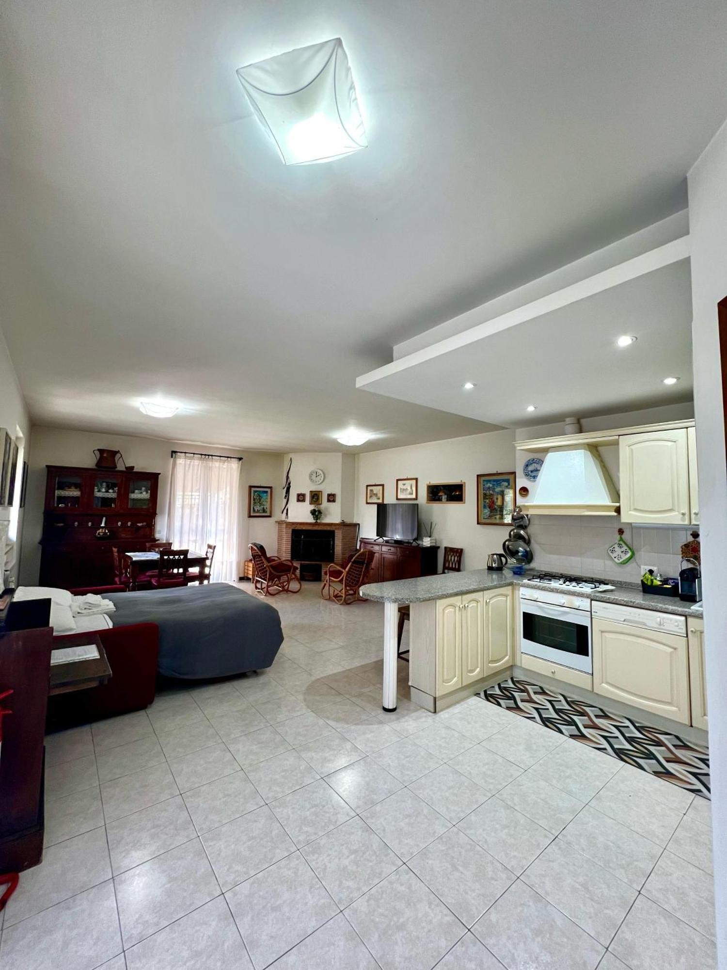 Appartamento Tra Il Borgo E Il Lago Anguillara Sabazia Dış mekan fotoğraf